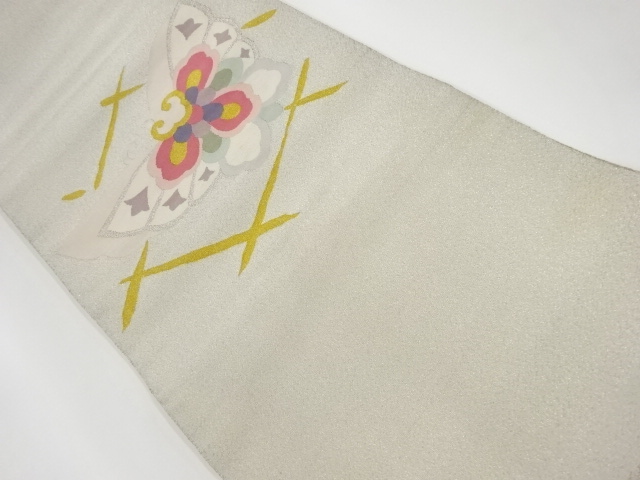 綴れ銀通し蝶模様織出し名古屋帯